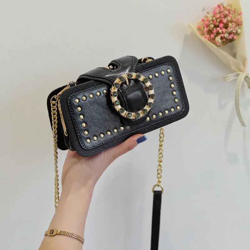 

Diamonds Crossbody Bags For Women 2019 High Quality PU Leather Luxury Handbags Designer Sac Ladies Rivet Shoulder Messenger Bag