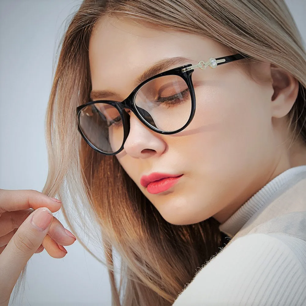 

45584 Crystal Diamond Cateye Glasses Frames Women Trending Styles 2018 New Retro Brand Designer Optical Fashion Computer Glasses