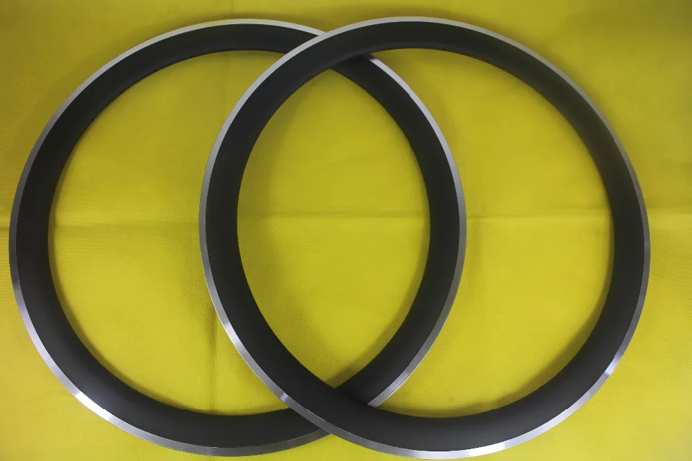 

700c 50mm Clincher Road Bicycle Carbon Rims 3K Matte 23mm Width Aluminum Alloy Braking Track Front 20 Rear 28 Holes V Brake