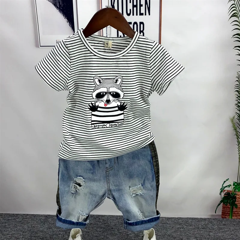 

New summer boys Sets Kid Baby Boy cartoon sleeved t-shirts and shorts 2pcs boys set boys Outfit Clothes Set 2-6years