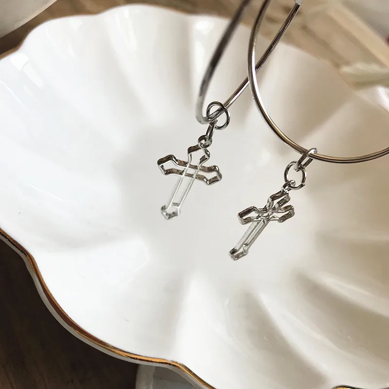 10542537159_672215574