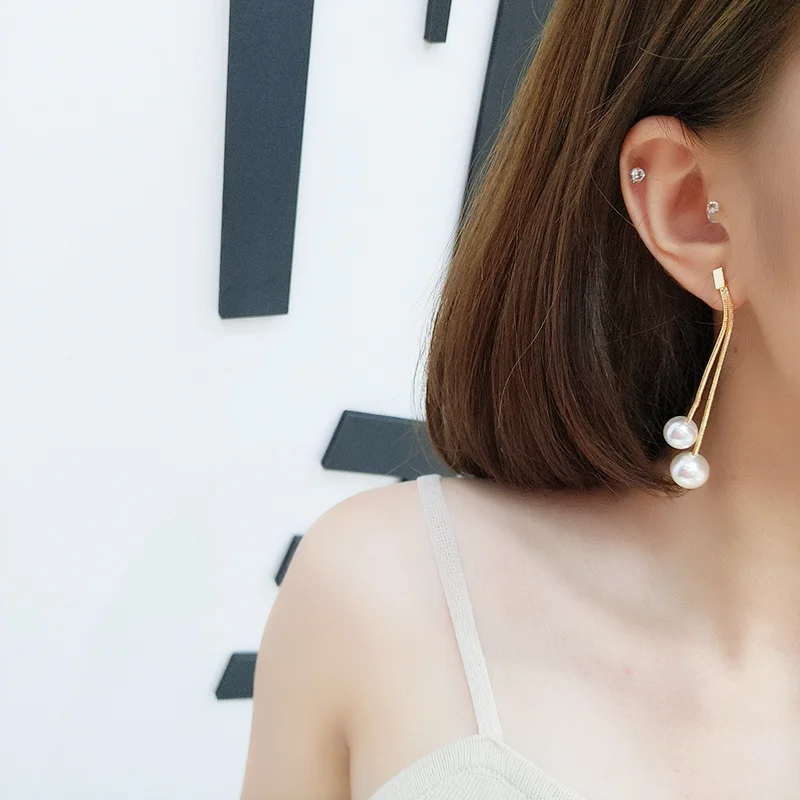 

Korean version of the temperament long pearl earrings female simple wild line earrings 2019 new personality earrings