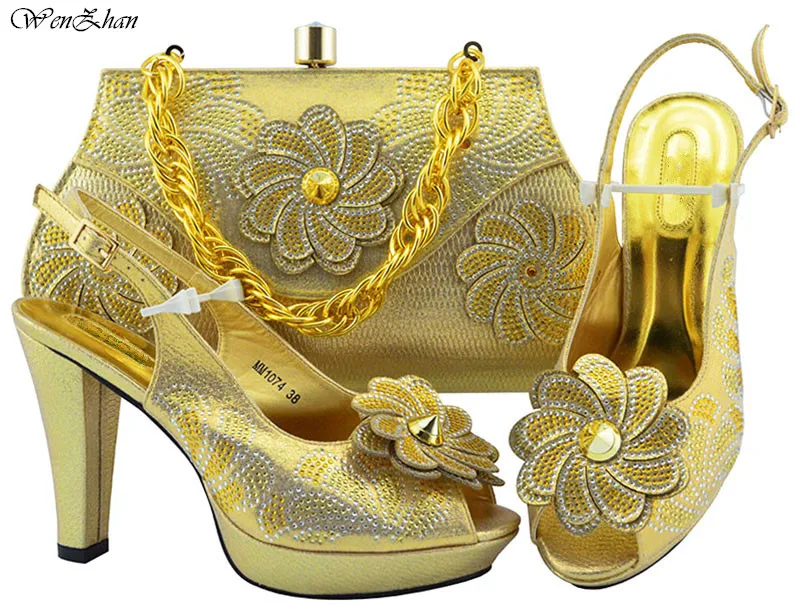 MM1074 Gold SIZE 38-43 HEEL 11.5CM 1KG RMB225