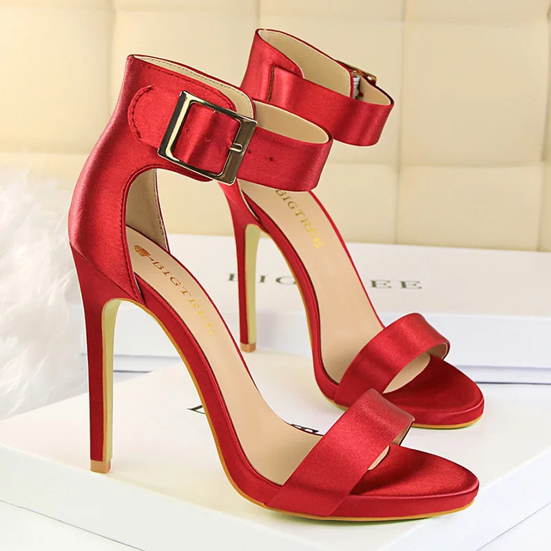 Women Pumps Transparent High Heels Shoes Women Sandals Wedding Shoes Sexy Bigtree Shoes High Heels Sandals 2019 New