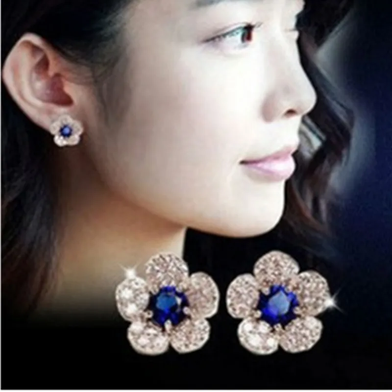 

2019 new fashion Silver White Bottom Flower Blue Crystal Stud Earrings Girl Perforated Jewelry Silver Blue Flower Earrings