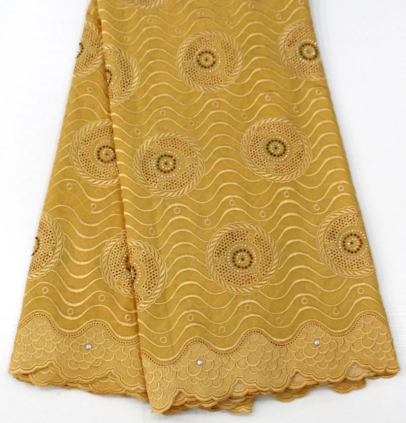 

Polish Lace Fabric High Quality gold Swiss Voile Lace In Switzerland Nigerian Eyelet Dry Swiss Voile Lace Material