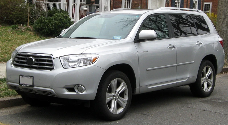 2008-2010_Toyota_Highlander_Limited_--_03-16-2012