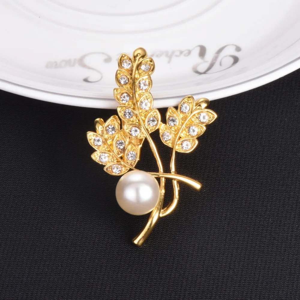 Buy Simulated pearl Classic Design Wedding Brooches