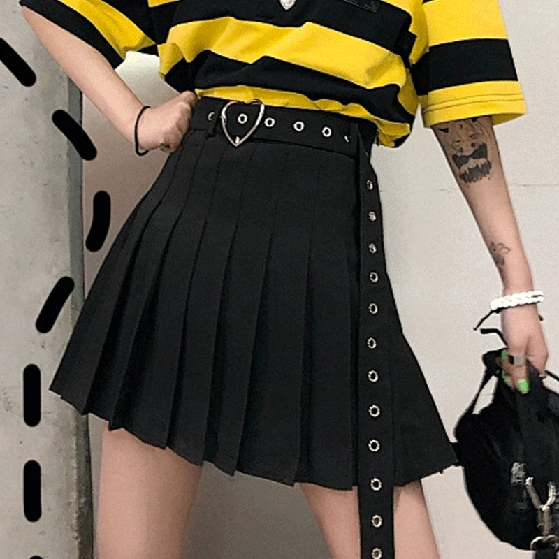 

High Waist Skirts Women Gothic Punk Harajuku Short Skirts Girls Cute Casual Black White Pleated Female Mini Skirts With belt