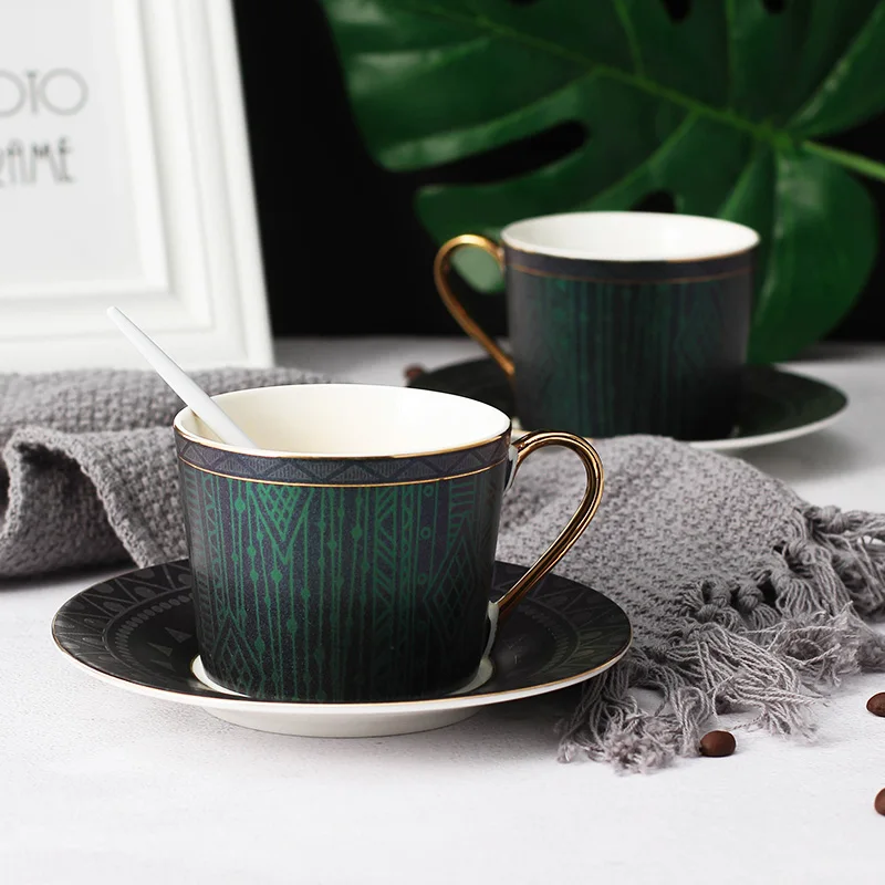 

Lekoch Upmarket Tea Sets Coffee Cups Plates Unique High Quality Mug Porcelain Saucer Ceramic Reusable Cup Tea Time Couple Gift