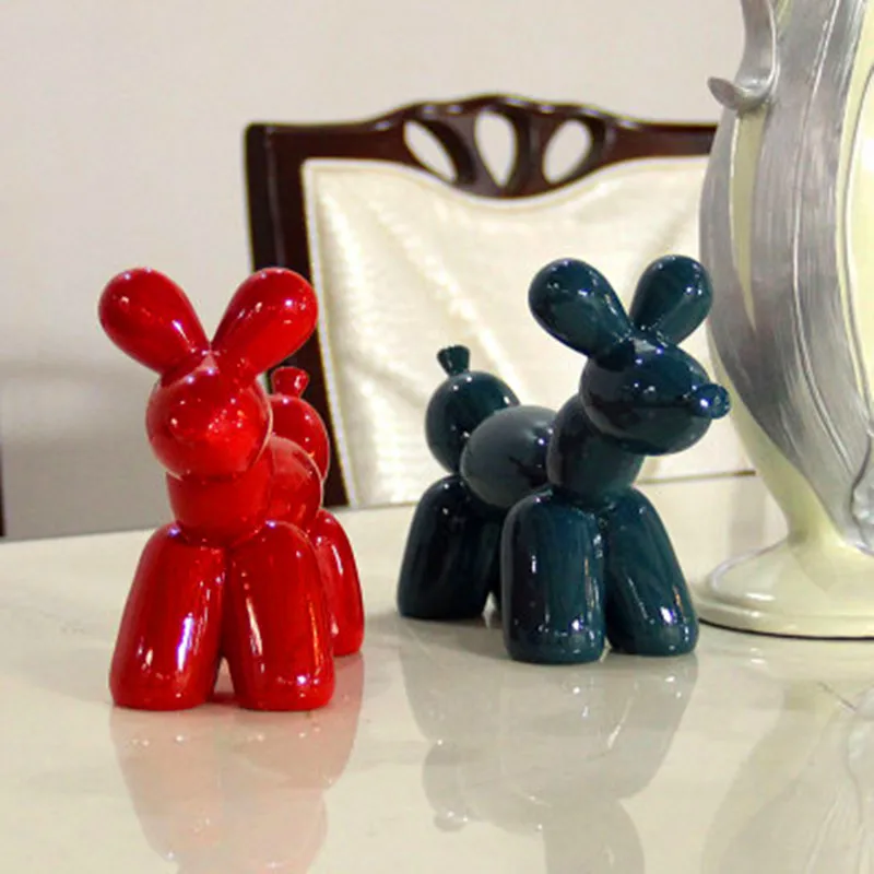 

European Style Resin Balloon Dog Simulation Animal Figurines Craftwork Personality Abstraction Coffee Shop Ornaments X1546