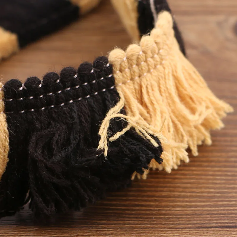 

1 yards of cotton fringed lace decorative lace brush accessories 4 cm