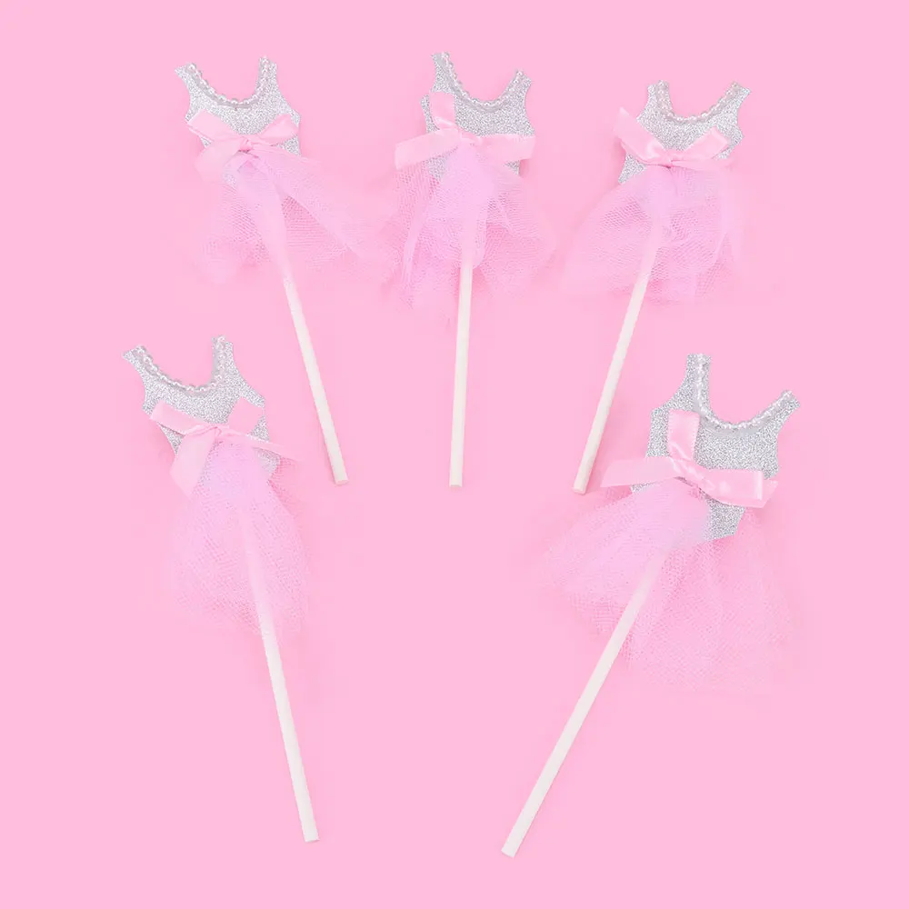 

5pcs/set Lovely Creative Princess Skirt Pattern Cupcake Topper Valentine's Day Birthday Party Decoration Paper Cake Topper