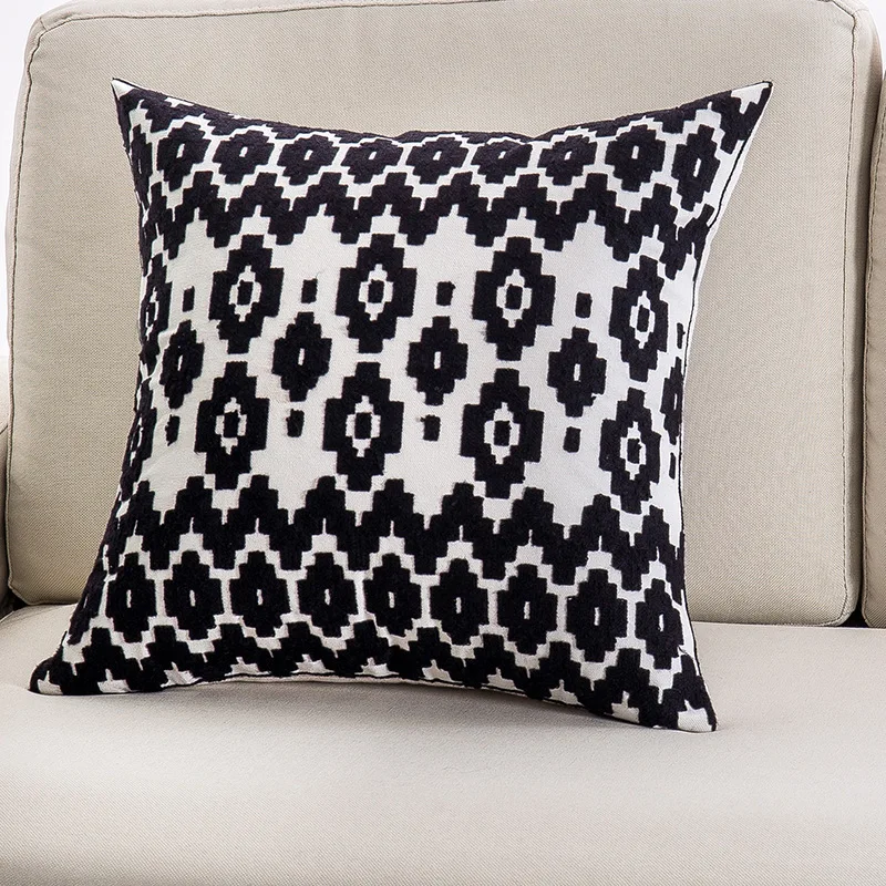 Modern Black And White Pillow Case Simple Geometric Embroidery Pillow Cover Comfortable Hidden Zipper Cushion Cover Available - Цвет: Black6