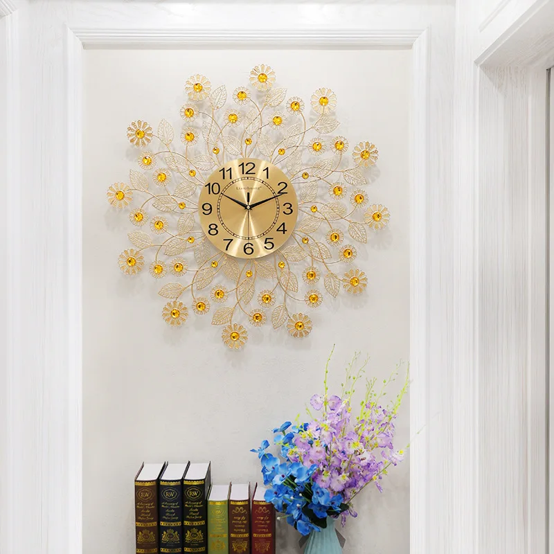 Hot, Chinese Creative Golden Wrought Iron 3D Wall Clock Modern Home Clock Living Room Mute Clock Fashion Decorative Quartz Clock