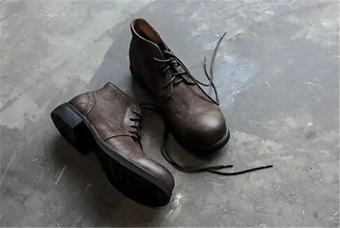 old fashioned men's shoes