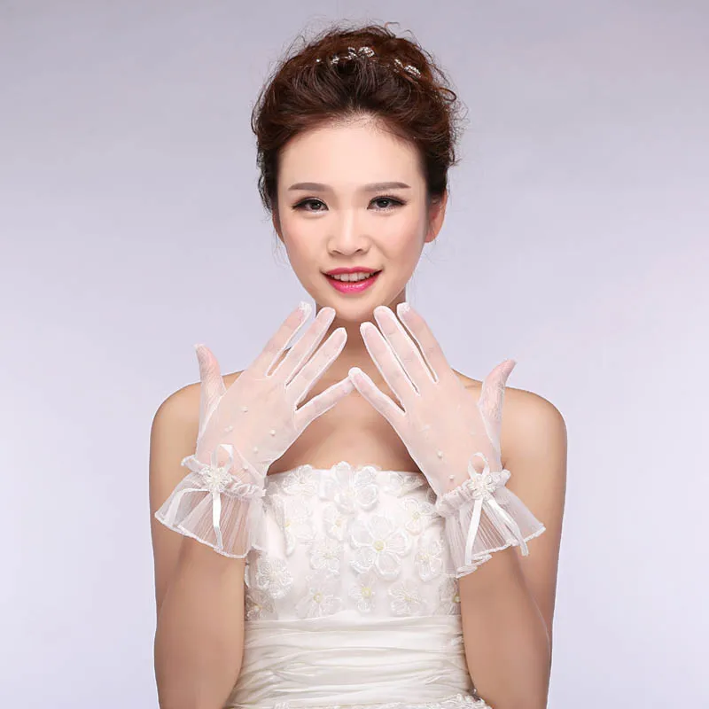 2016 White Sheer Fingers Wrist Bridal Wedding Gloves With Bow Sash Simple Cheap Wedding