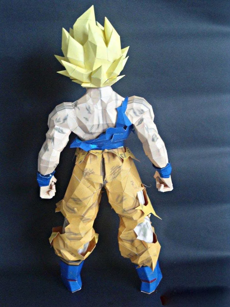 

Dragon Ball Monkey Saiyan DIY paper model Handmade paper toy