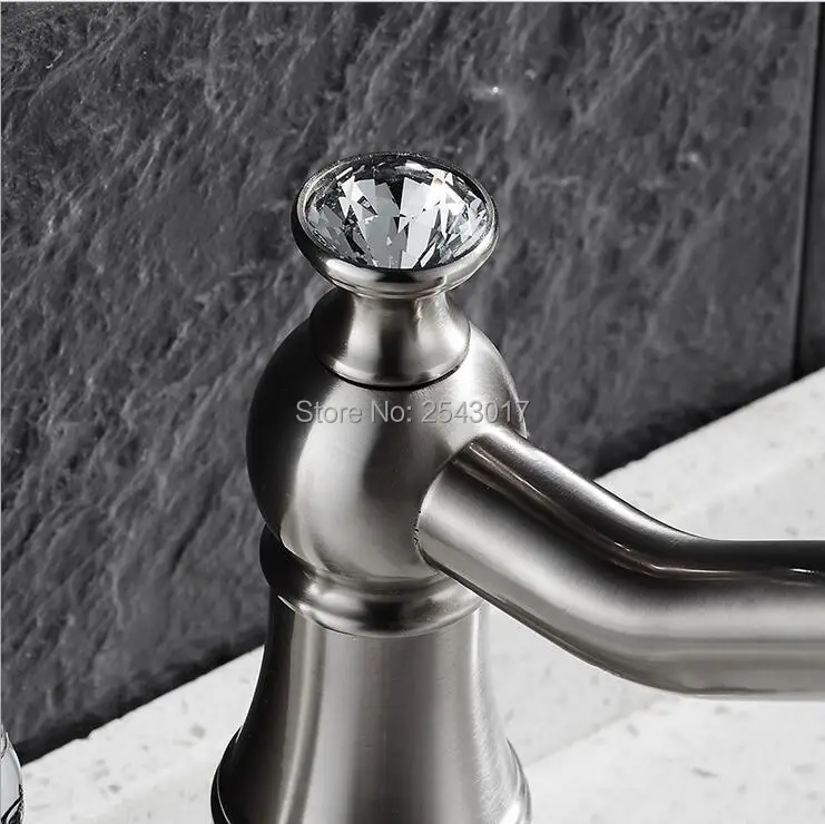 GIZERO حوض صنبور فرشاة نيكل الساخنة والباردة الطابق الخيالة حوض حمام مزخرف قطب خلاط الصنابير ZR636
