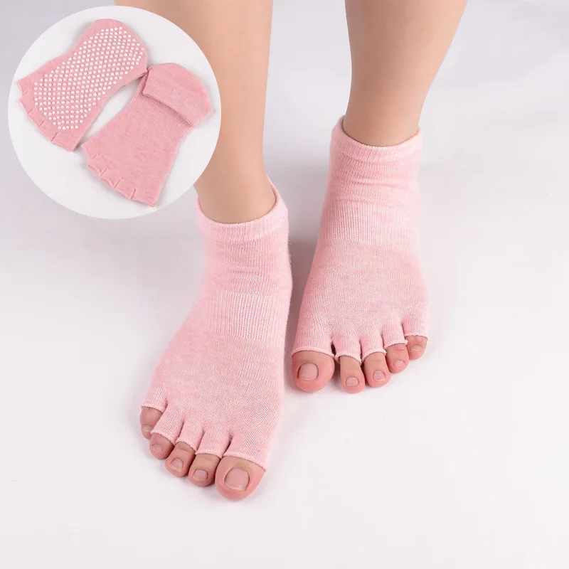 Women-Yoga-Socks-Half-Five-Fingers-Cotton-Half-Toe-Professional-Anti-Slip-Ladies-Ventilation-Pilates-Ankle-Grip-Durable-Open-Socks-SCL563 (12)
