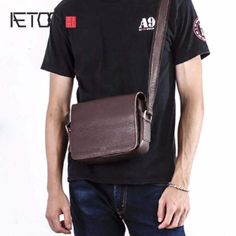 

AETOO Men's leather bag simple one-shoulder bag man oblique carry flip head Baotou layer cowhide fashion trend small bag