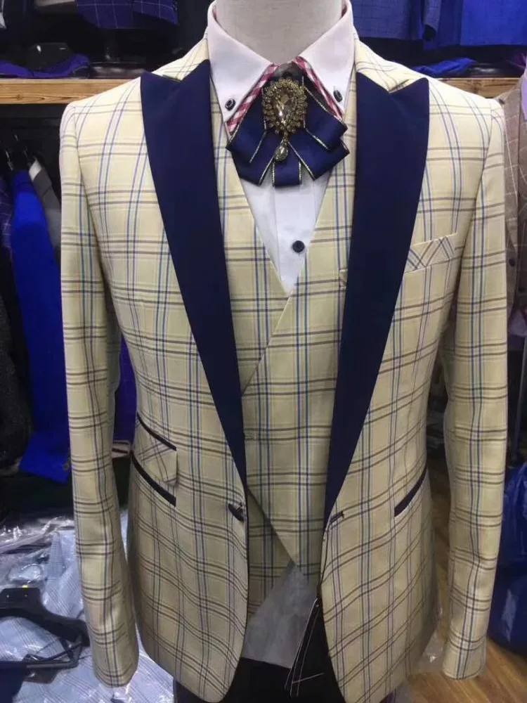 Yellow Plaid Suit With Blue Peaked Lapel Classic Tuxedos Groom Wedding