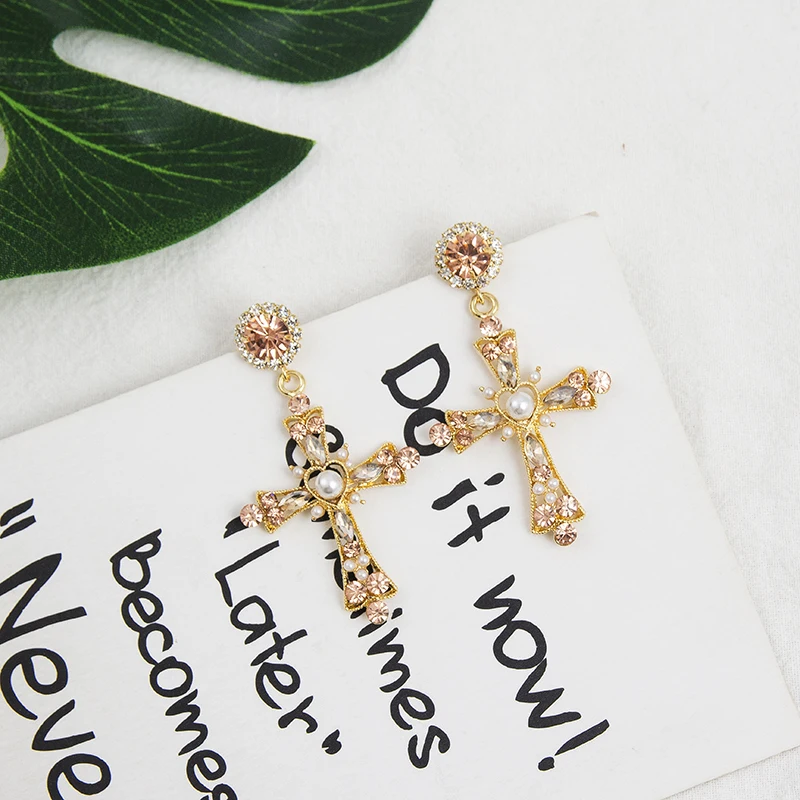 New Fashion Hollow Shiny Crystal Rhinestone Cross Shape Elegant Korean Women Drop Earrings Pendientes Party Jewelry 6B1026 - Image 5
