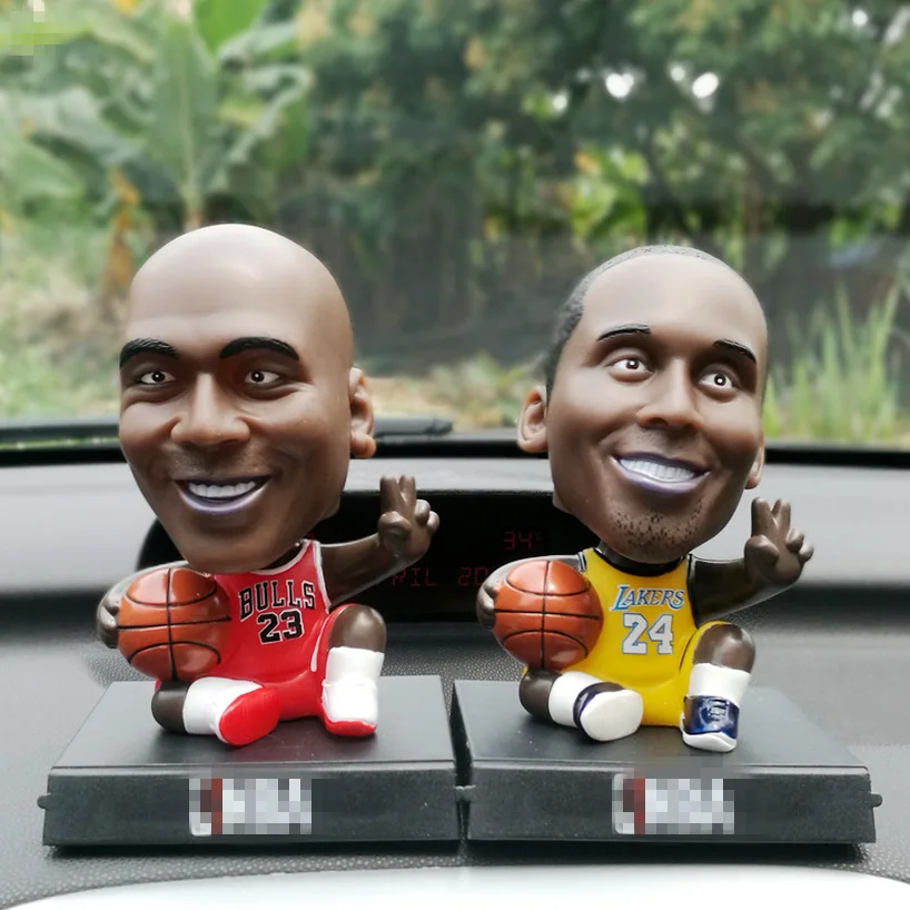 12 سنتيمتر Q النسخة نجم كرة السلة كرة القدم ستار Mesikuri يهز رأسه دمية سيارة الحلي اكسسوارات السيارات وازم السيارات هدية 12 سنتيمتر Q النسخة نجم كرة السلة كرة القدم ستار Mesikuri يهز رأسه دمية سيارة الحلي اكسسوارات السيارات وازم السيارات هدية