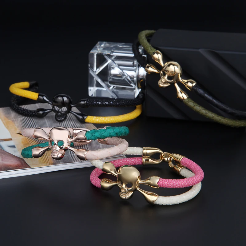 

Customized Luxury Mixed Color Python Leather Couple Bracelet Two Colors Leather Bracelet Genuine Python Skull Bracelet For Lover