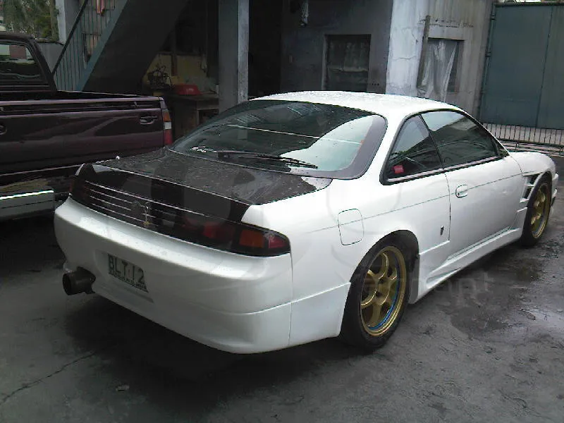1995-1998 Nissan S14 S14A Silvia Zenki Kouki 200SX 240SX Trunk Bootlid with Break Light Hole CF (11)