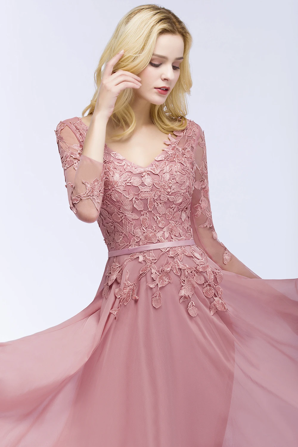 Gorgeous Three Quarter Sleeve Pink Lace Evening Dress Long Sexy V Back Evening Gowns with Sashes Robe de Soiree Longue