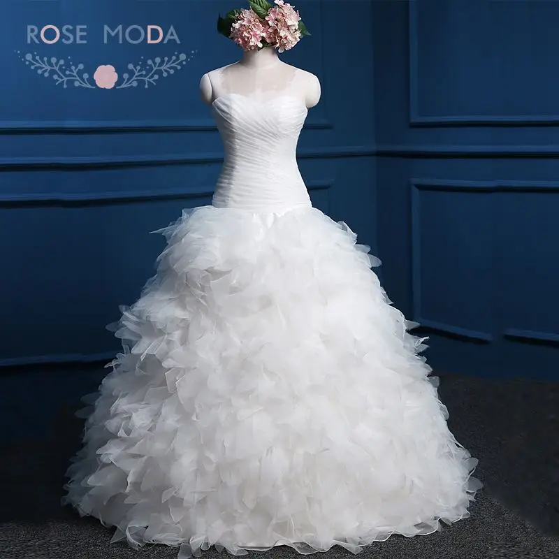 

Rose Moda Feather Wedding Dress Strapless Organza Ball Gown Lace Up Back White Debs Dress Real Photos