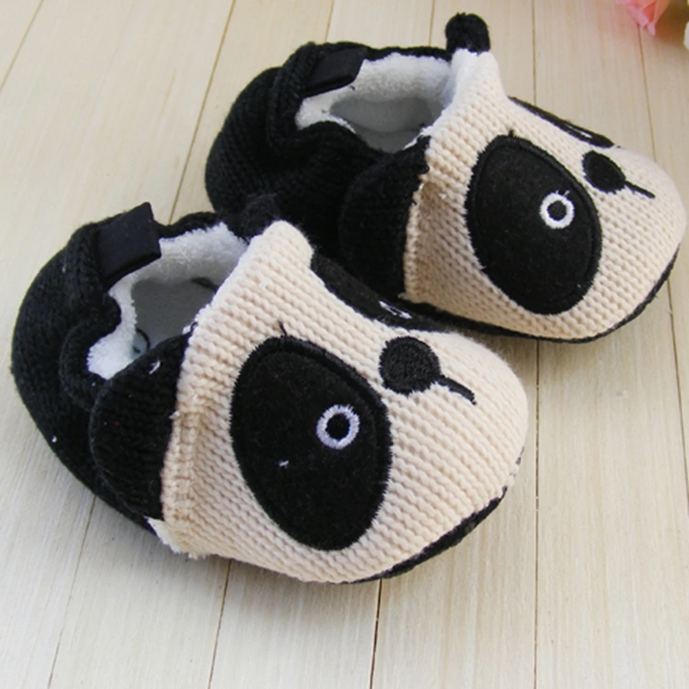 Обувь для мальчика для девочек с мультипликационным принтом «панда», «кроше» Детская обувь, новорожденные Мокасины детская обувь для малышей трикотажные детские тапочки для детей