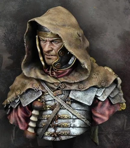 

1/10 Scale Models of Rome standard-bearer Resin Bust Model Free Shipping