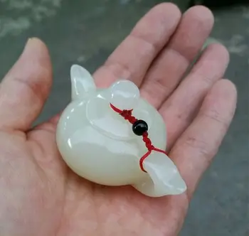 

Natural jade teapot handle a small wine pot about 8*6cm fashion taste