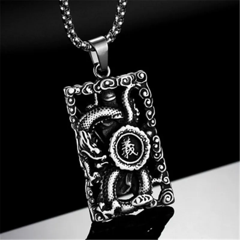 10818831211_798750316