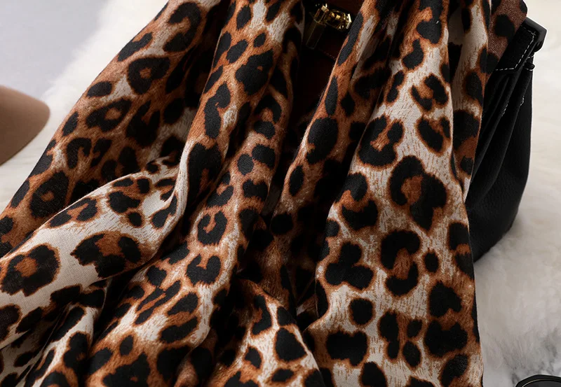 Леопардовый дизайнерский бренд Женские платки модные платки и палантины fpr леди бандана платки и палантины шею écharpe
