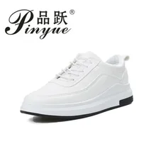 Лидер продаж; новые женские туфли из натуральной кожи на платформе; белые дышащие женские повседневные туфли; женские лоферы на шнуровке; плоские туфли для мамы