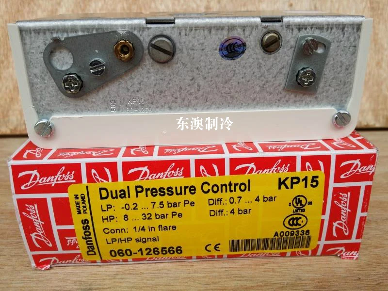 

Pressure controller switching relay KP15 060-1265 Dual pressure controller automatically reset
