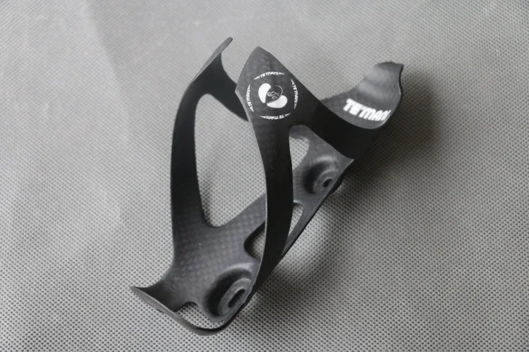

TEMANI Light Bicycle Bottle Holder 3K Carbon Fiber Mountain Road Bike Water Bottle Cage Matte Black Cup Holder Kettle Frame