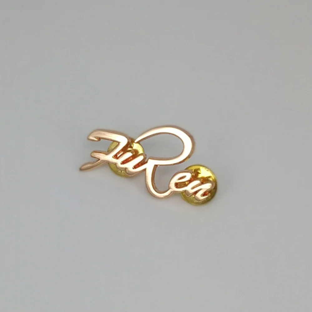 Custom Hollow Out Letter Lapel Pins Zinc Alloy Casting Gold Letter