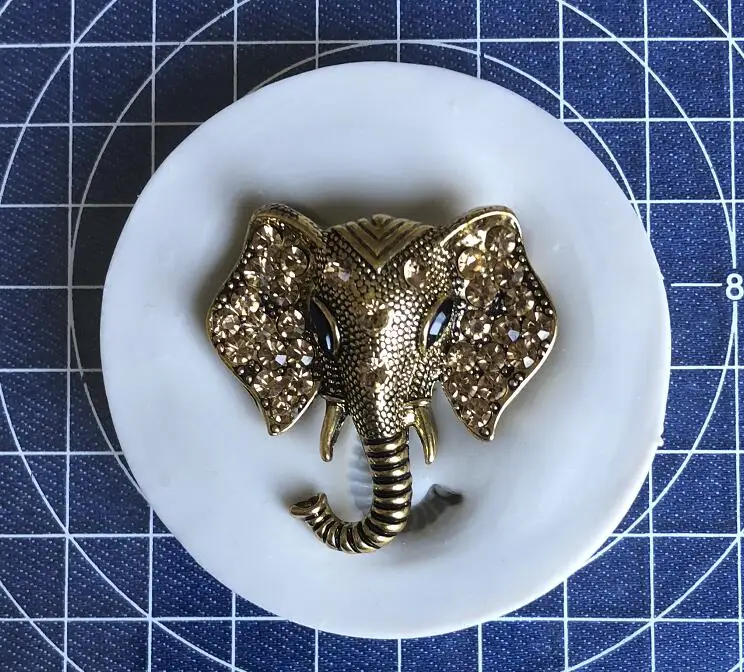 

Cake Tools elephant head silicone mold Decorating Cupcake decorating Gumpaste fondant tool mould