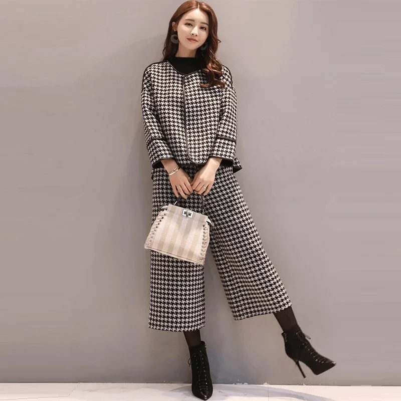 

2019 new women's winter two piece Set Women wool wide leg pants Suits Runway Fashion Elegant Plaid casual Short Jacket Pant Suit