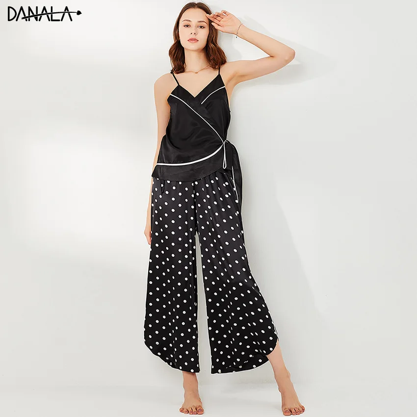 

DANALA Sexy Fashion Women Sleepwear Sets Summer Vogue Dot Sleeveless Pajamas Sets Nightwear Home Wear Femme