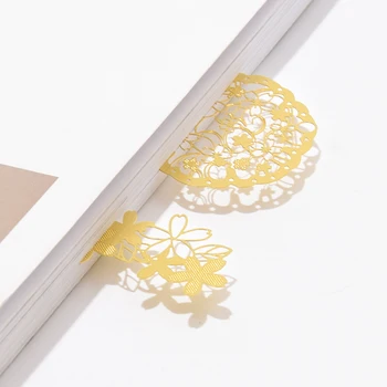 

Sakura series Chinese style Hollow bookmark creative metal small mini brass bookmark pink ribbon book folder