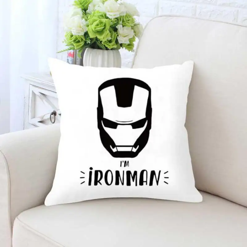 Подушка для подушки из аниме Super Heroes черно белая маска супергероя Бэтмена Постер
