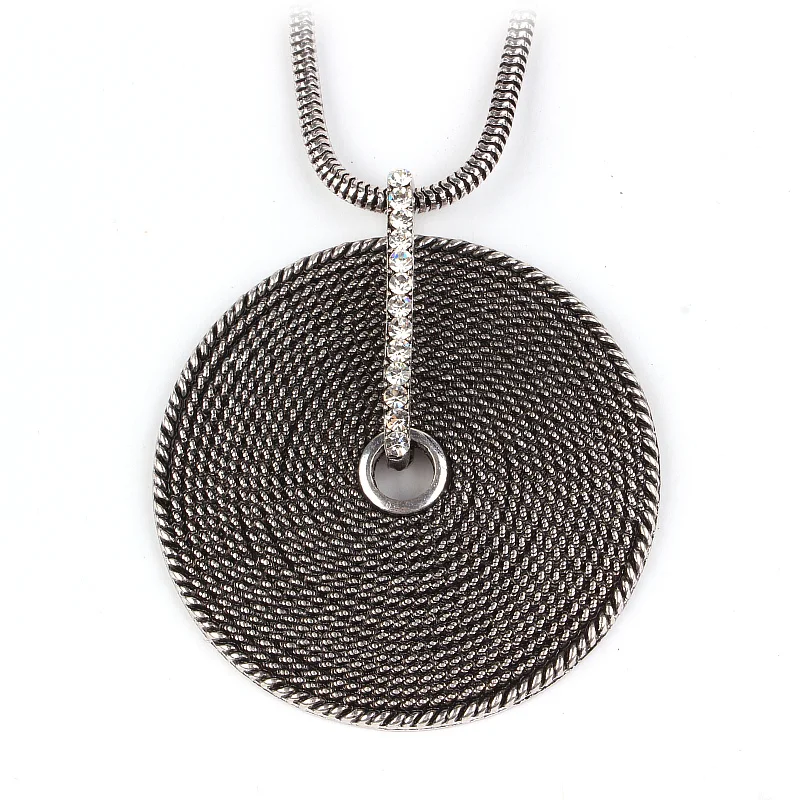 2016 font b New b font arrived Woman s Vintage Necklace Big round Pendant with snake