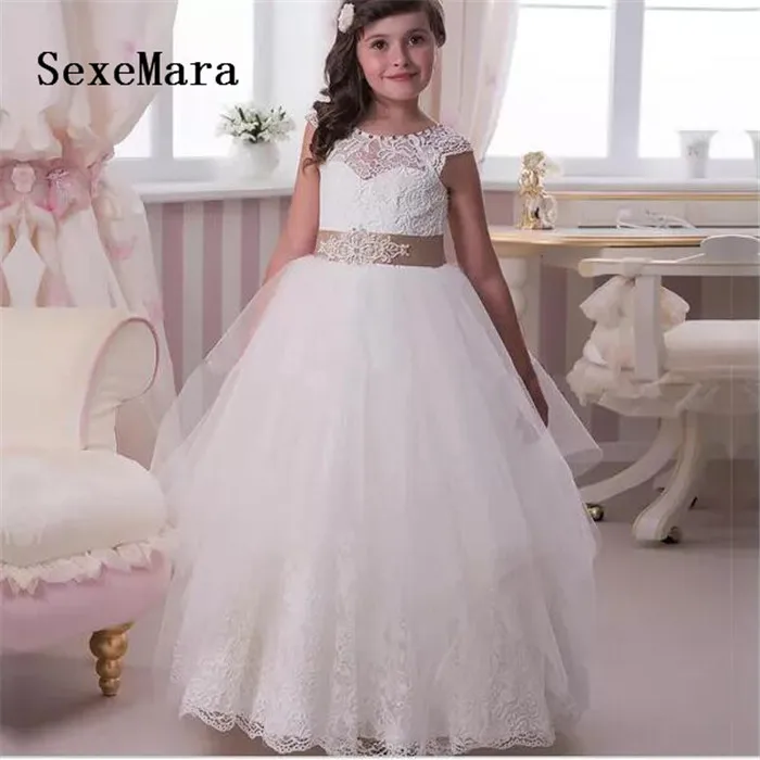 2019 Puffy Ball Gown White Ivory Flower Girls Dress for Wedding Lace Beaded Sash Girls First Communion Dress Any Size 2019 Puffy Ball Gown White Ivory Flower Girls Dress for Wedding Lace Beaded Sash Girls First Communion Dress Any Size