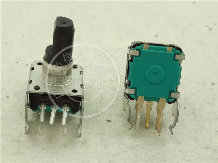 

Original new 100% Japan import EC12 type encoder with belt switch horizontal step 12 point handle length 13MMF