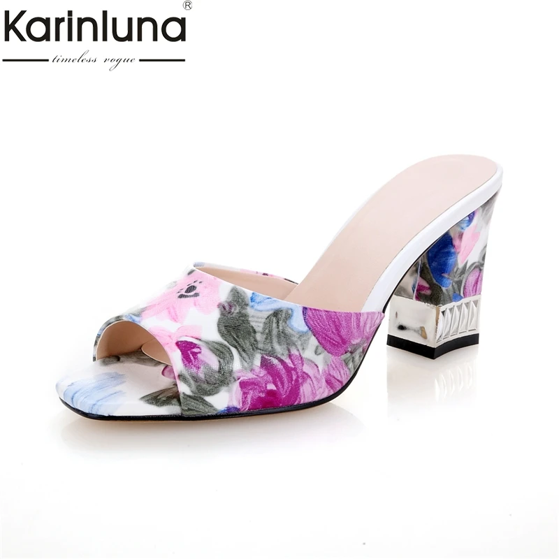 

Karinluna 2019 plus size 33-42 dropship elegant party flower print women Shoes square high heel summer mules pumps sandals woman